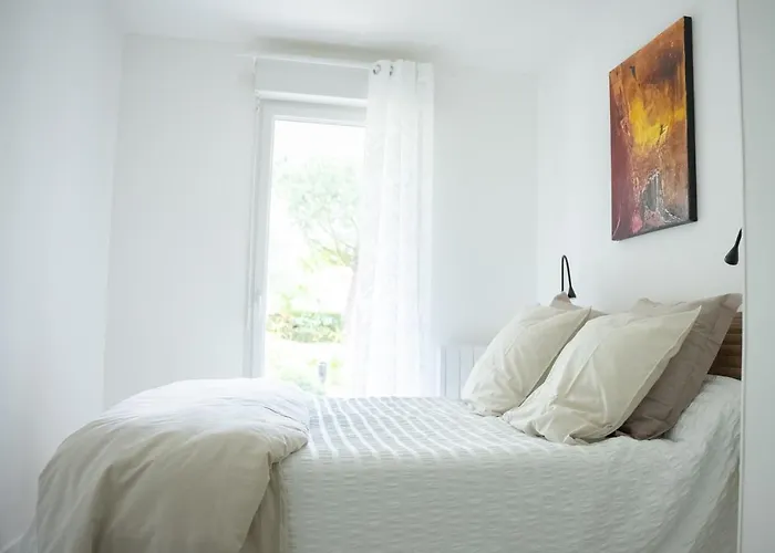 De Florigny Avec Parking Souterrain Et Terrasse Апартаменты *